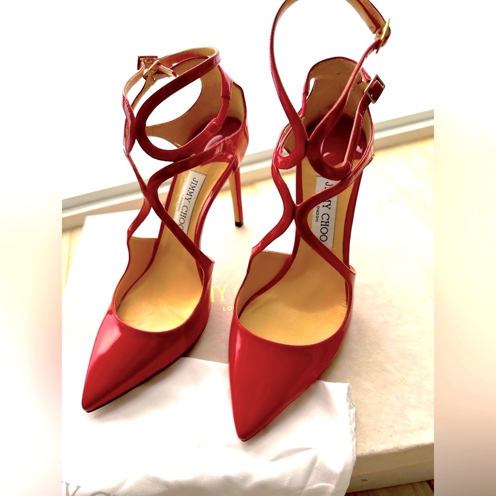 Jimmy Choo New Lancer 100 in patent red. Size 38.5